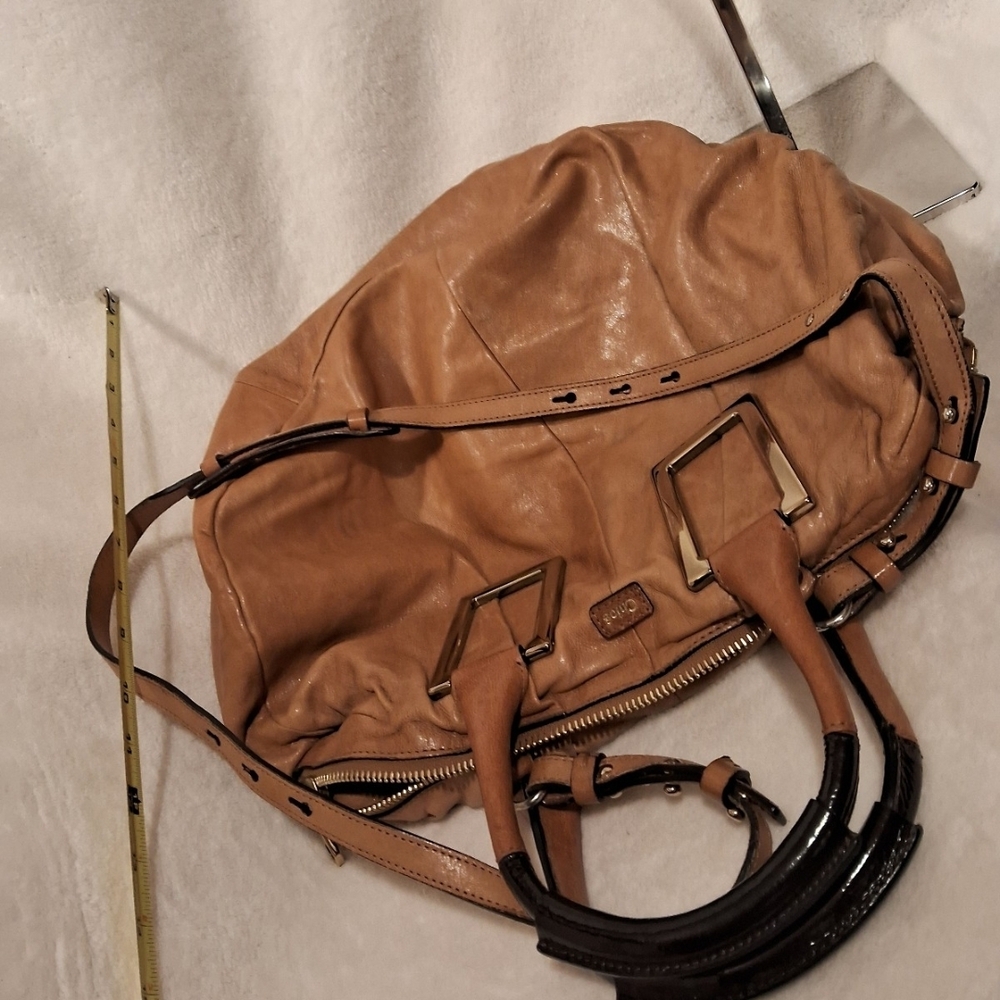 Chloe Tan Leather Crossbody Bag with Gold Accents - Picture 8 of 12